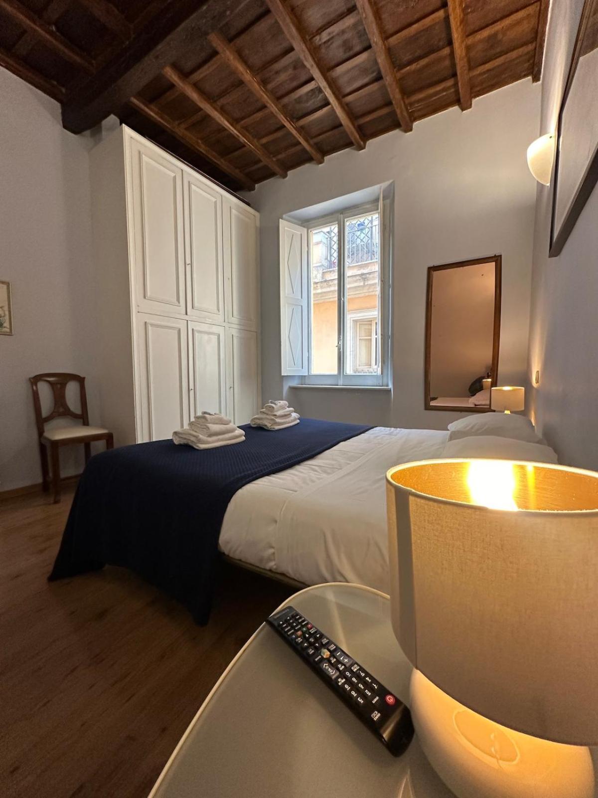 Artist In The Heart Of Trastevere * Rom